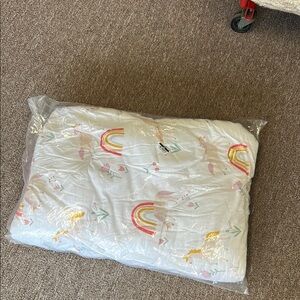 White and Red Comforter with Modern Simplicity